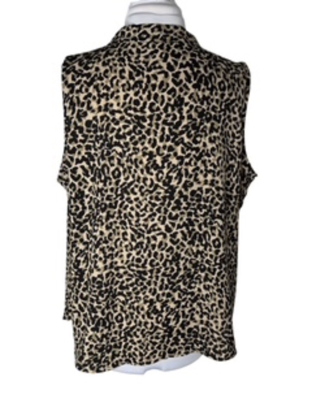 Nordstrom Rack Sleeveless Leopard Print Split Neck Button Blouse Size XXL - Picture 6 of 8